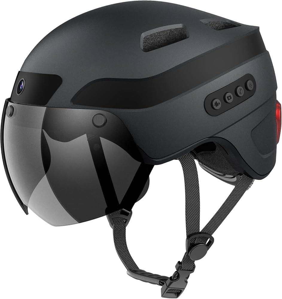 Smart Helmets: Safety Meets Connectivity on the Open Road
